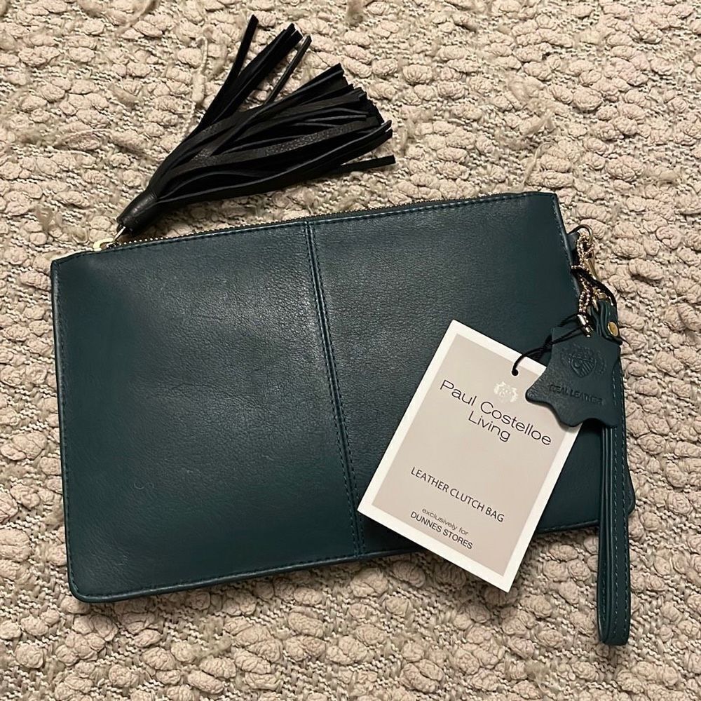 Paul Costelloe Leather Clutch Wristlet Bag w/tassel. Teal green.‎ NWT